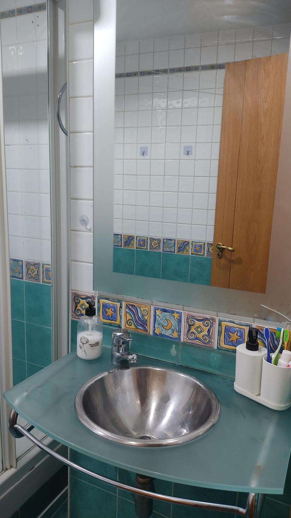 Habitacion Individual Con Bano Y Cocina Compartida Hotel Madrid Kültér fotó
